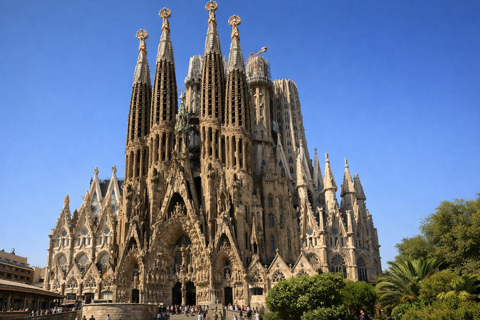 A Sagrada Família: O Ícone da Arquitetura Modernista Catalã