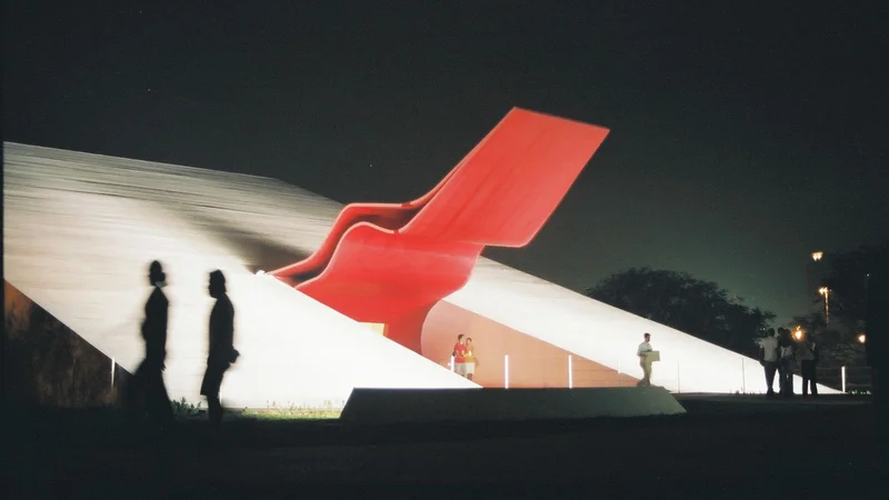 Auditorio Ibirapuera O Ultimo Ato De Niemeyer No Parque