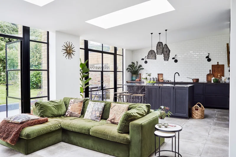 Planta baixa de uma casa com cozinha americana integrada