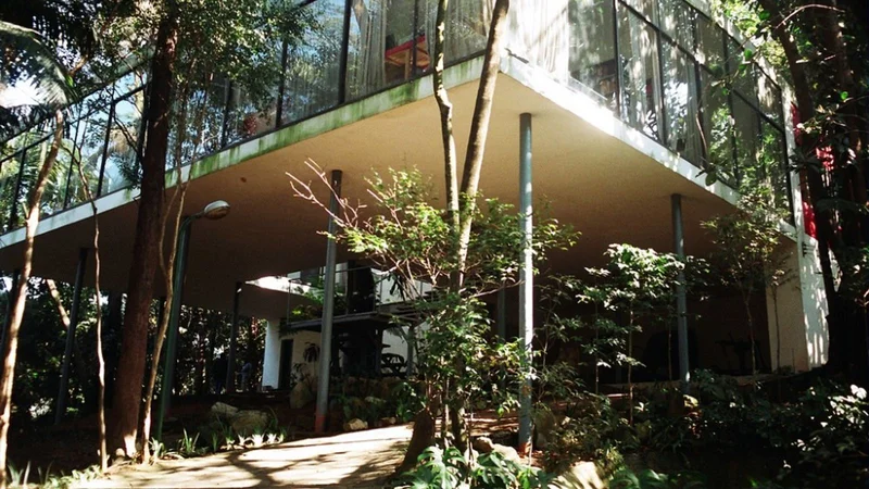Casa de Vidro, obra de Lina Bo Bardi