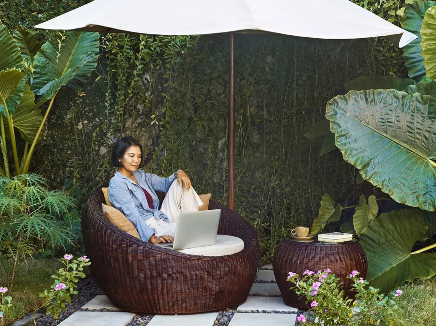 Móveis para Área Externa: O Guia Completo para Escolher, Cuidar e Decorar