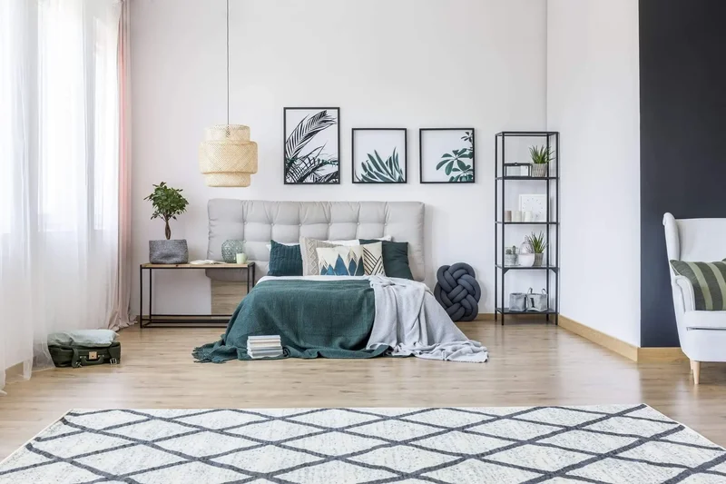 Quarto de casal com paleta de cores neutras e texturas variadas