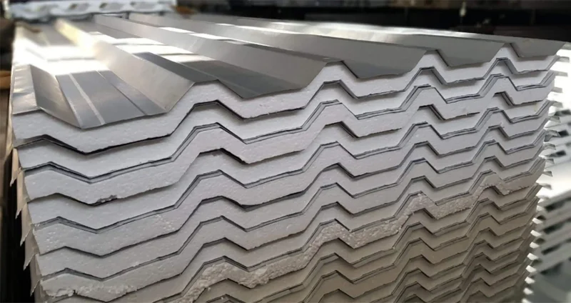 Telha Sanduiche A Solucao Inteligente Para Coberturas Modernas